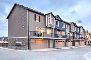 new townhomes southeast Calgary legend of legacy